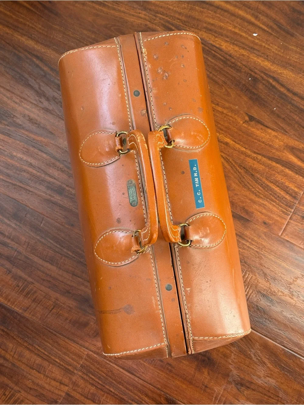Vintage Emdee by Schell Tan Leather Doctor Bag